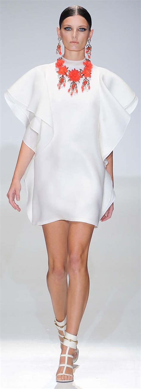 gucci spring 2013 white dress|Gucci Spring Summer 2013 Womenswear Collection .